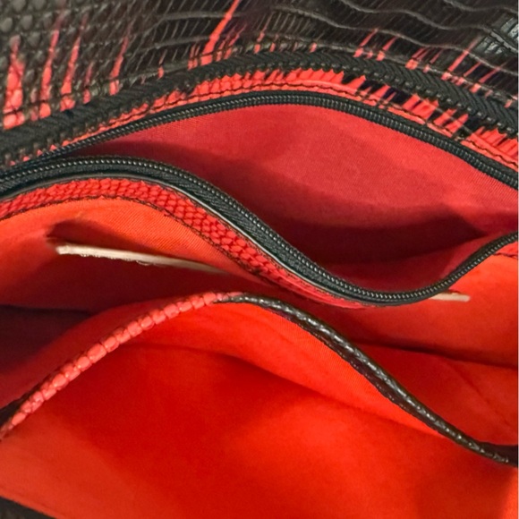 Sondra Roberts Squared Clutch Envelope Bag Red Black Edgy Whimsigoth Snakeskin - Picture 4 of 11